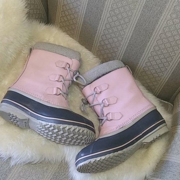 Sorel Waterproof Pink Boots - Picture 4 of 11